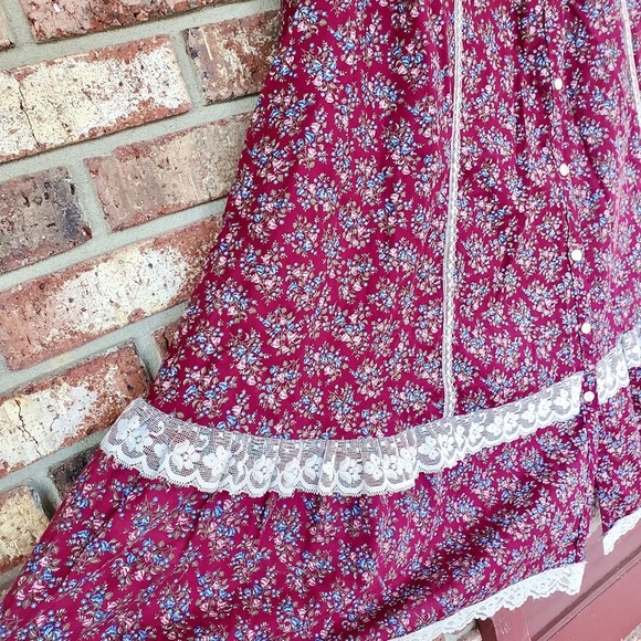 💖Beautiful💖Jessica's Gunnies Gunne Sax Burgundy Calico Lace Prairie Skirt🌟 - Picture 11 of 15